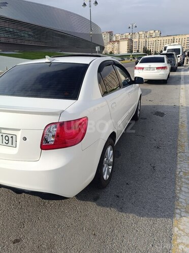 Kia Rio-9