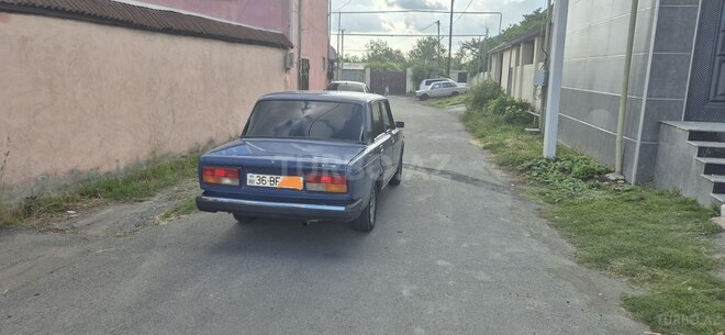 LADA (VAZ) 2107-2