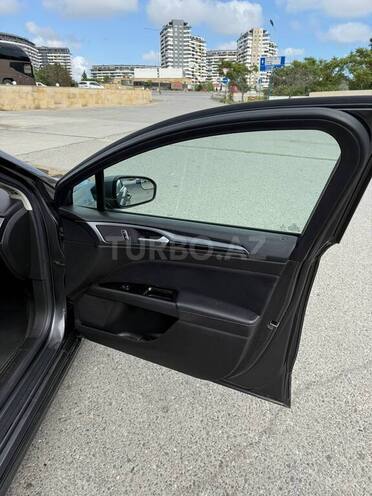 Ford Fusion (North America)-6