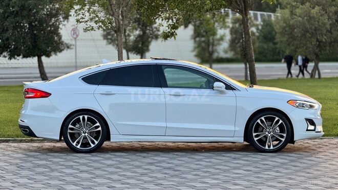 Ford Fusion (North America)-5