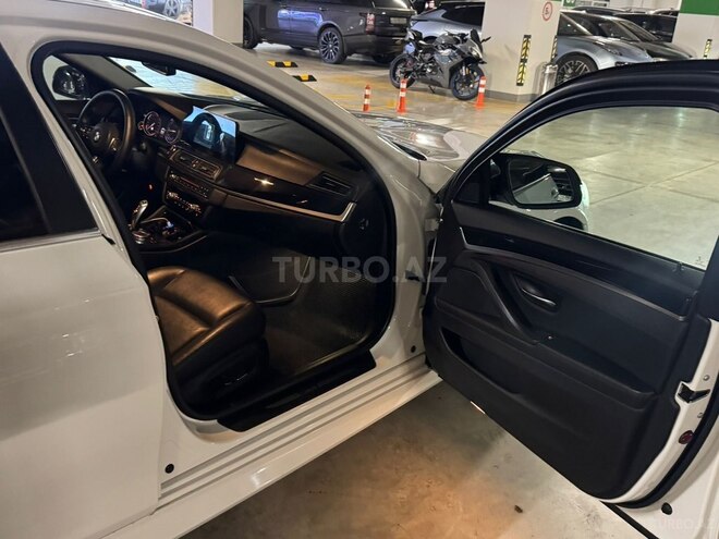 BMW 520d-11