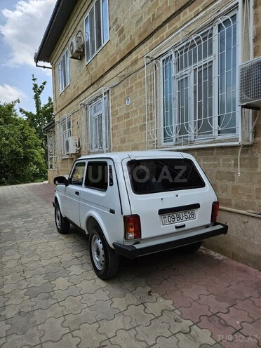 LADA (VAZ) Niva-9