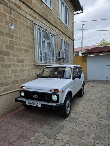 LADA (VAZ) Niva-11