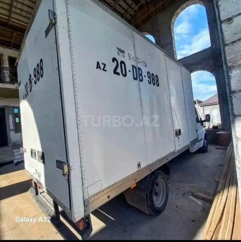 Ford Transit-3