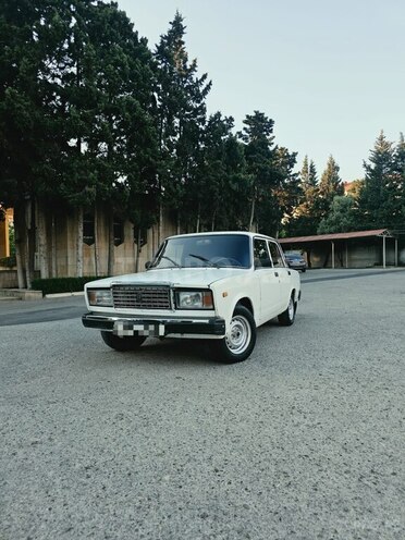 LADA (VAZ) 2107-1