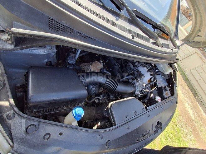 Hyundai H-1-10
