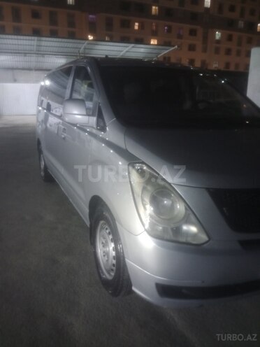 Hyundai H-1-3