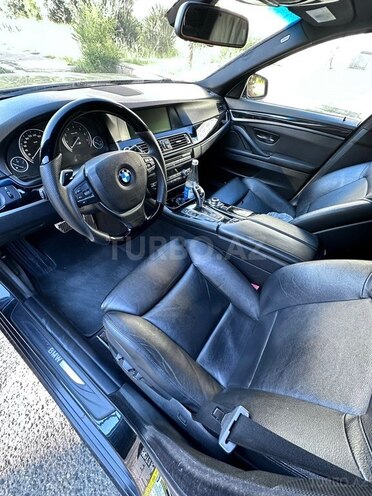 BMW 528-7