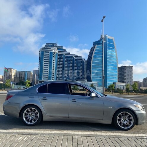 BMW 525-7
