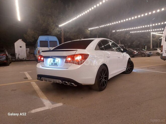 Chevrolet Cruze-14