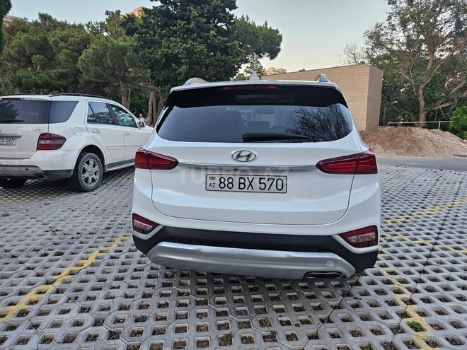 Hyundai Santa Fe-9