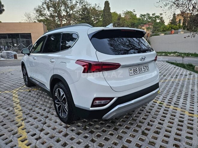 Hyundai Santa Fe-14