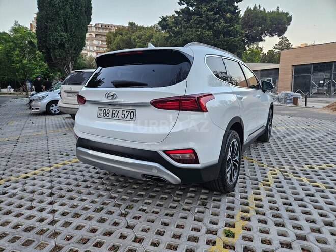 Hyundai Santa Fe-11