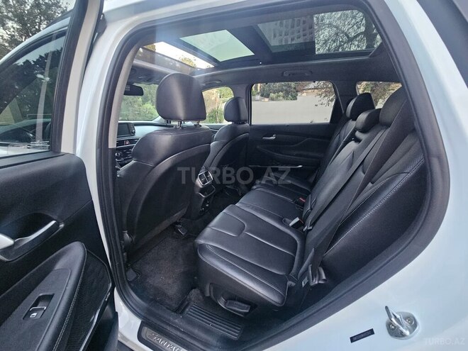 Hyundai Santa Fe-18