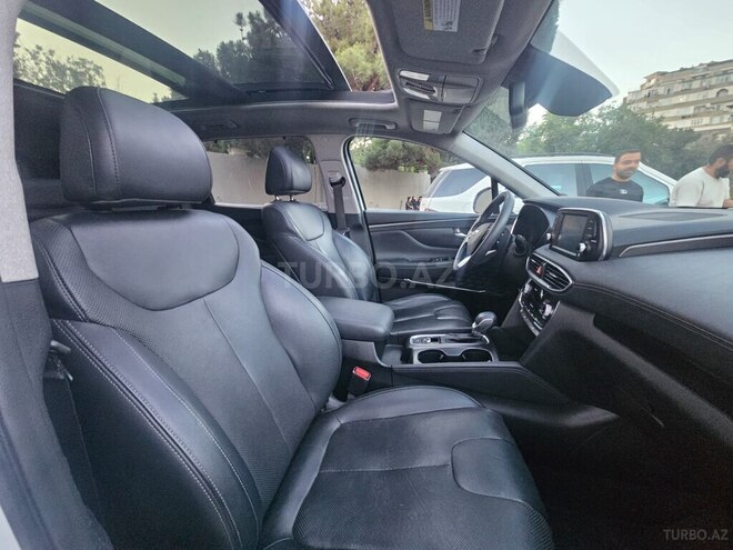 Hyundai Santa Fe-17