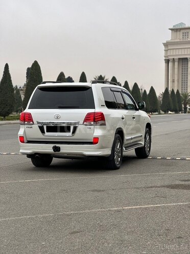 Toyota Land Cruiser-4