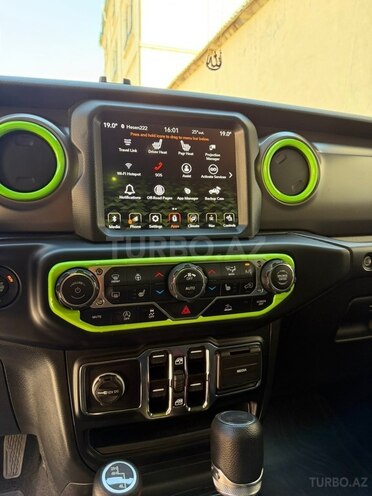 Jeep Wrangler-9