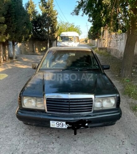 Mercedes 190-1