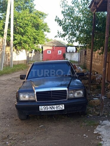 Mercedes 190-6