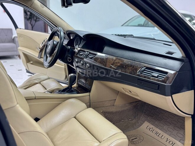 BMW 530-16