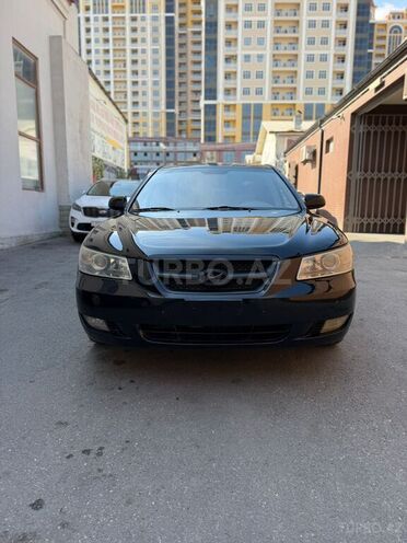 Hyundai Sonata-1