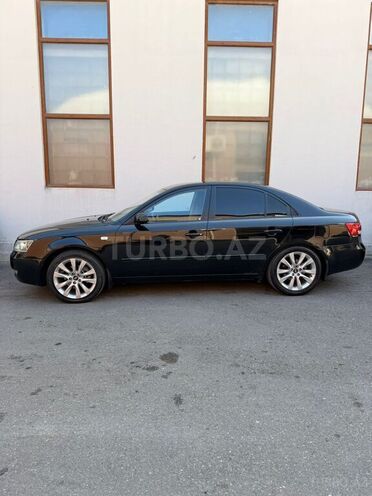 Hyundai Sonata-5