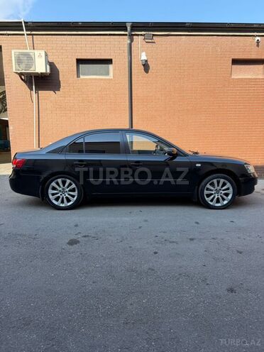 Hyundai Sonata-6