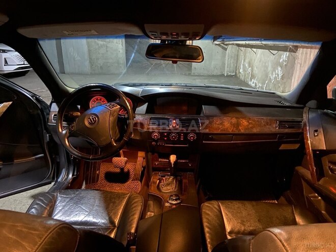 BMW 525-13