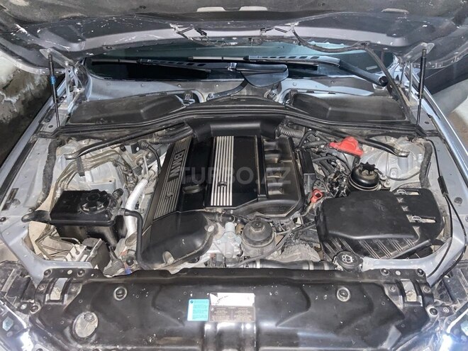 BMW 525-10