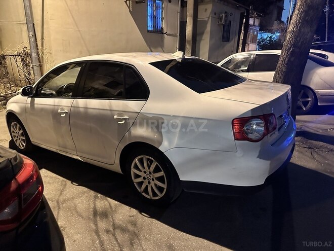 Volkswagen Jetta-7