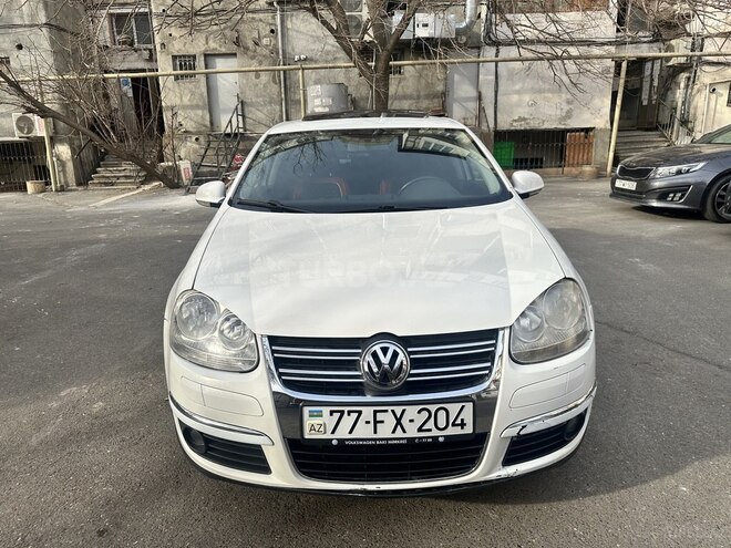Volkswagen Jetta-2