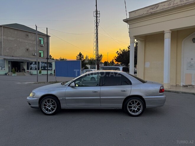 Opel Omega-4