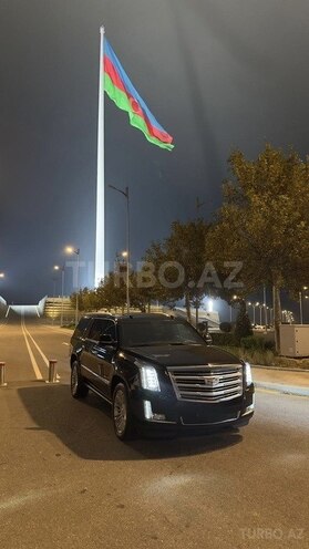 Cadillac Escalade-4