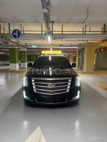 Cadillac Escalade-17