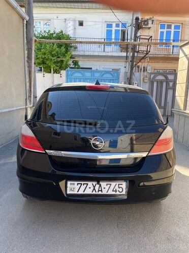 Opel Astra-2