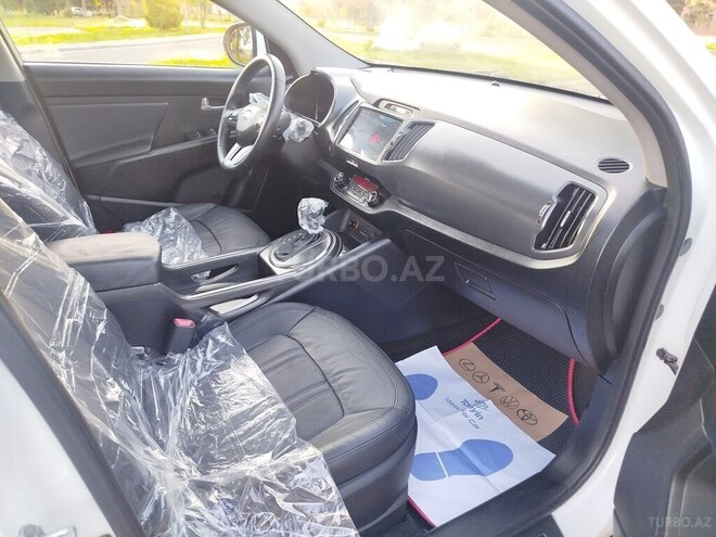 Kia Sportage-12