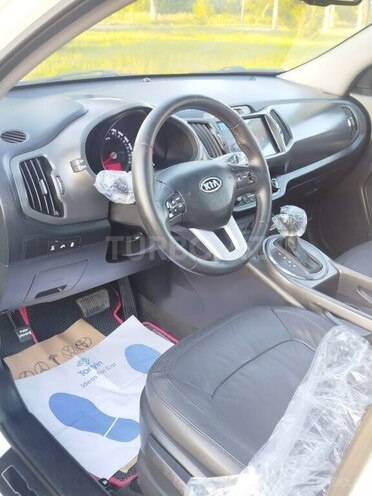 Kia Sportage-13