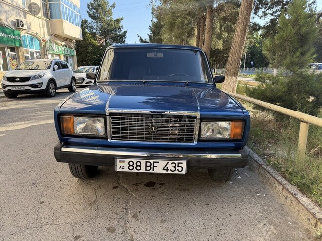 LADA (VAZ) 2107-1
