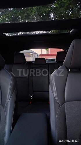 Toyota bZ4X-8