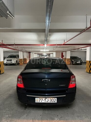 Chevrolet Cobalt-8