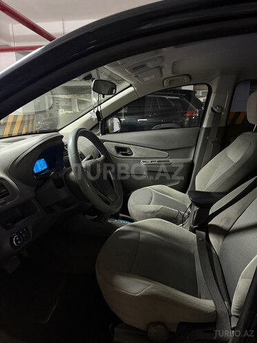 Chevrolet Cobalt-10
