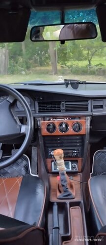 Mercedes 190-3