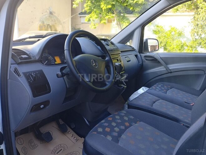 Mercedes Vito-8