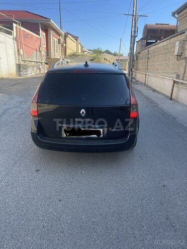 Renault Megane-2