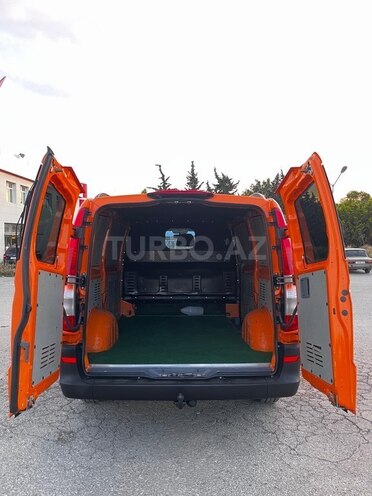 Mercedes Vito-11