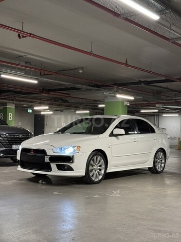 Mitsubishi Lancer-15