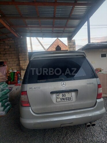 Mercedes ML 430-3