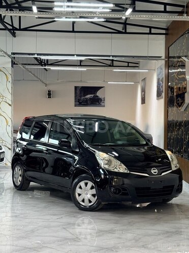 Nissan Note-6