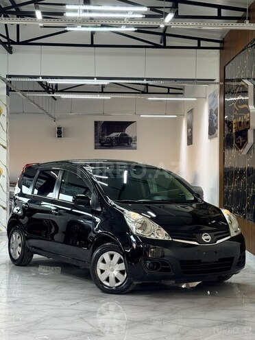 Nissan Note-7