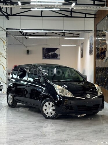 Nissan Note-8
